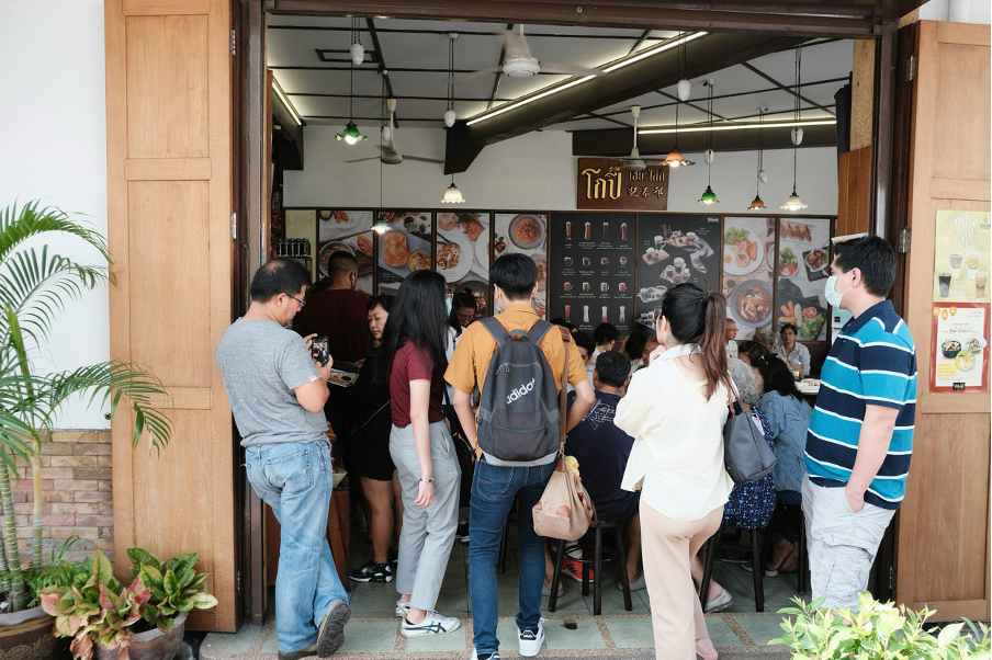 Best Cafes for Authentic Thai Milk Tea in Thailand